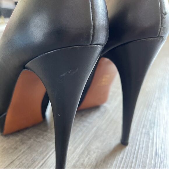 Gucci Nappa Charlotte Pump Stiletto Heels in Black Leather EU 38 US 8 MSRP $540 - Picture 6 of 12